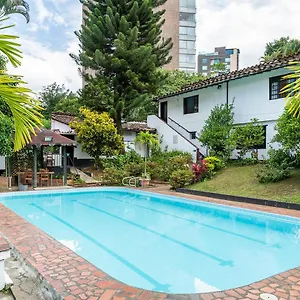 Premium Real 3*, Medellín Kolumbien